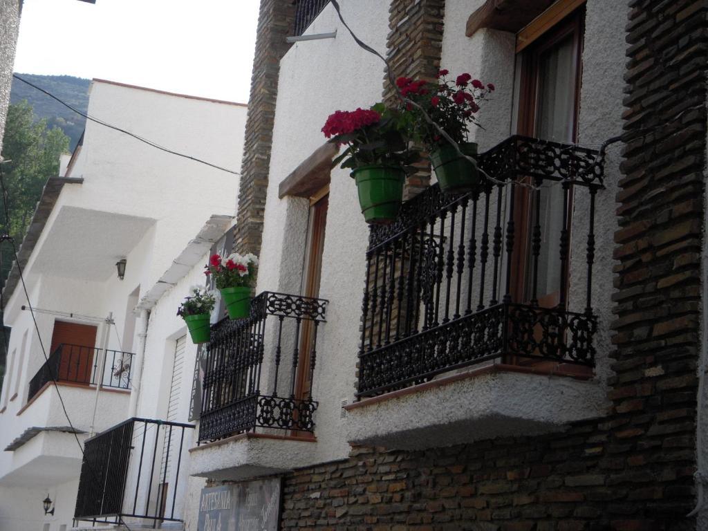 Casa Rosa Apartment Trevélez Exterior foto